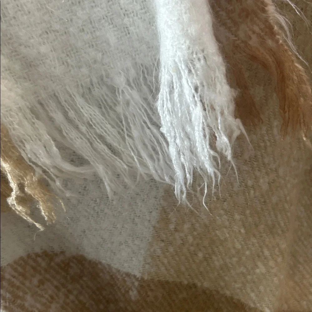 Cozy Tan and Cream Plaid Throw Blanket